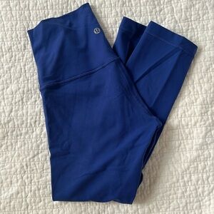 Lululemon Wunder Under cropped Capri leggings